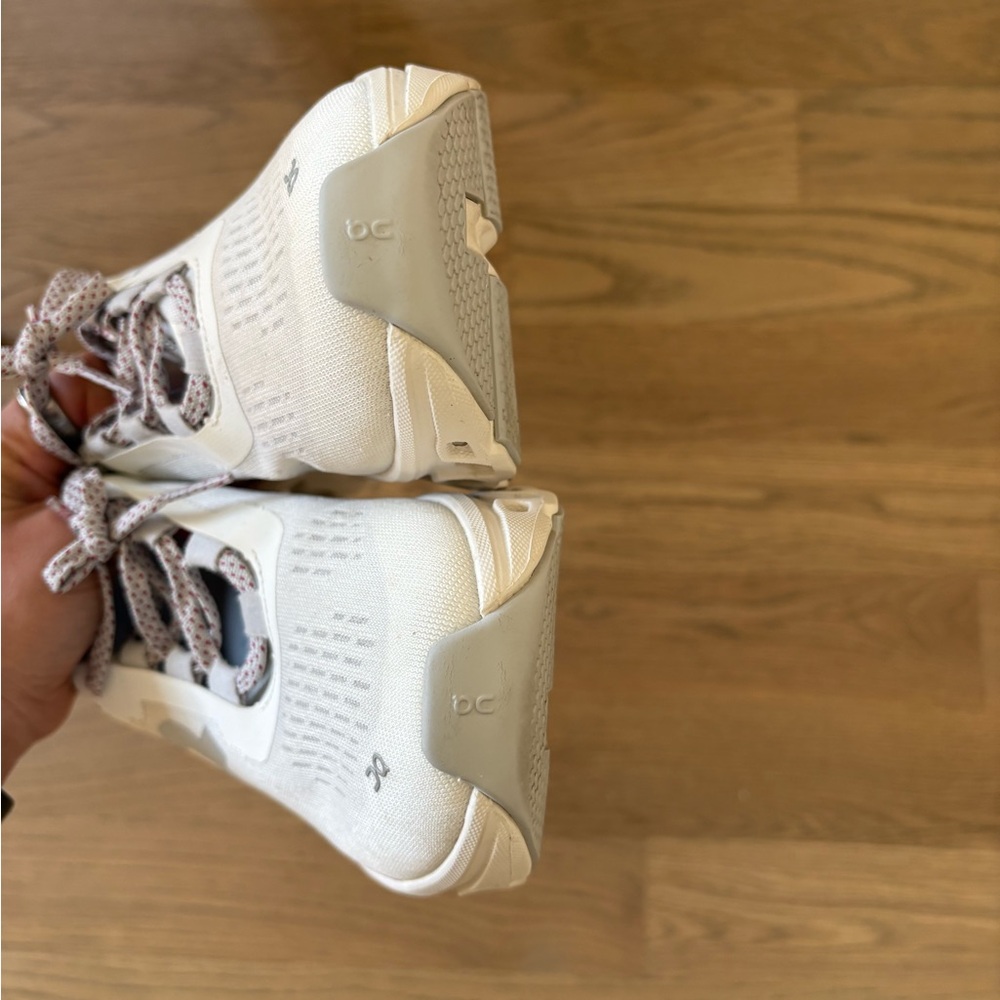 On Running Women's Cloudmonster Sneaker in White with Magenta Accents - Picture 6 of 9